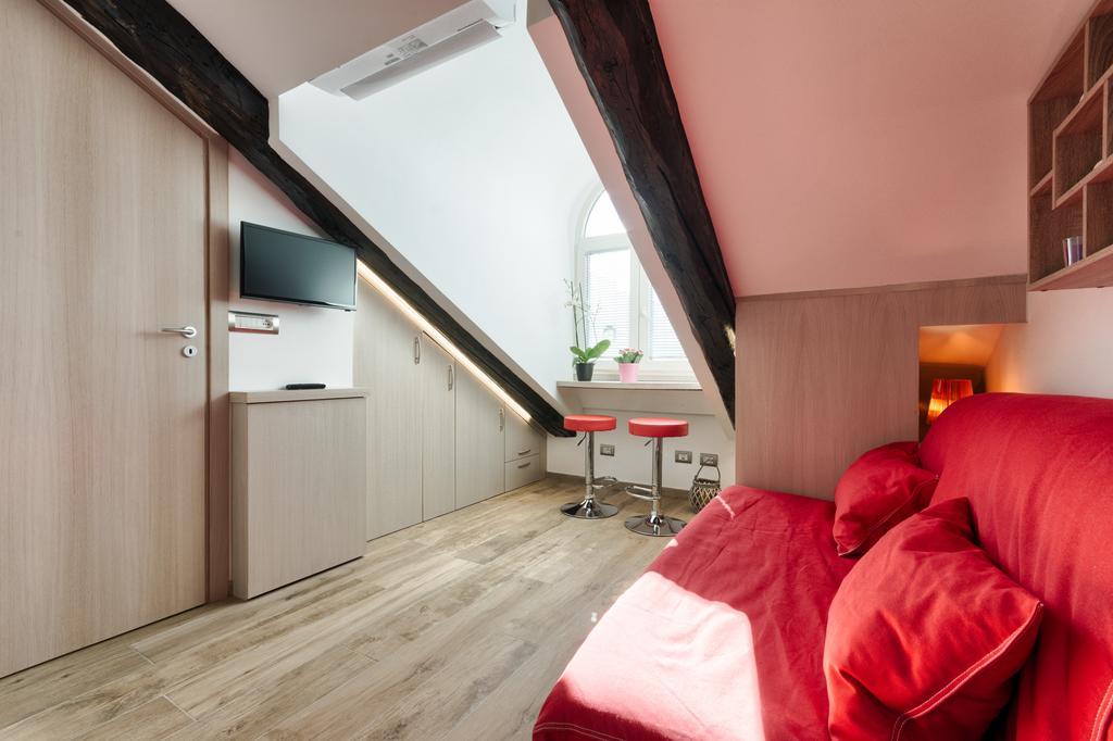 Multifunctional Stylish Studio Turin Exterior photo